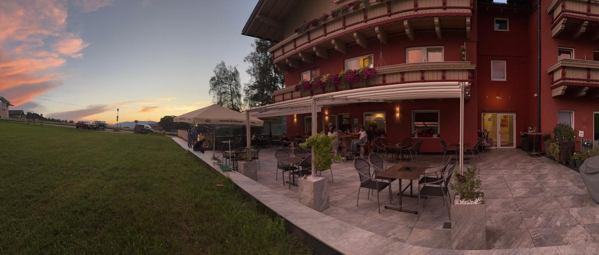 Hotel Pariente Schladming Exterior photo